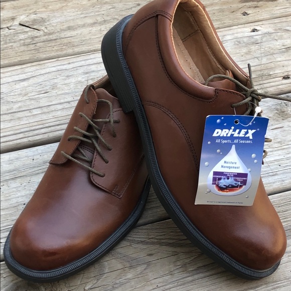 SOLD New with tags Jos. A. Banks brown leather - Picture 4 of 6